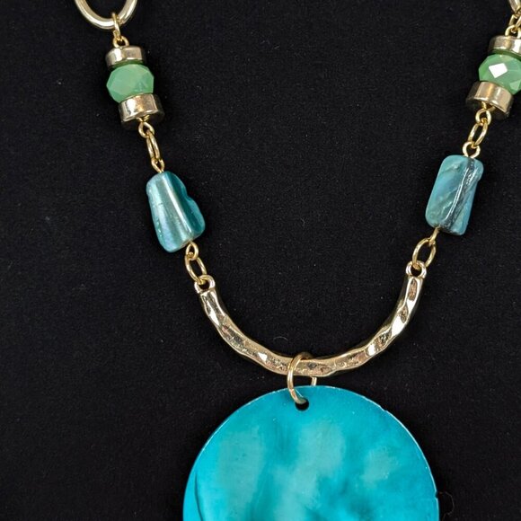 (2/$20) Beaded Blue Shell Pendant Necklace - Picture 3 of 5